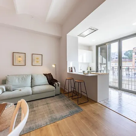 Bravissimo Riu Onyar, Modern 3 Bedroom Apartmán Girona