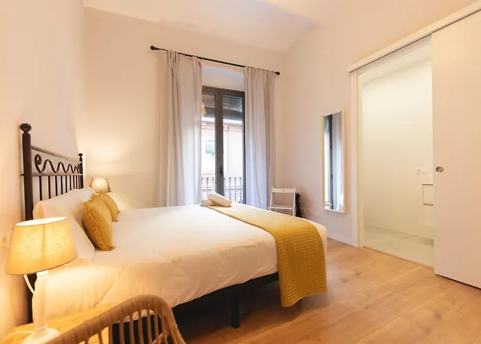 Bravissimo Riu Onyar, Modern 3 Bedroom Apartment
